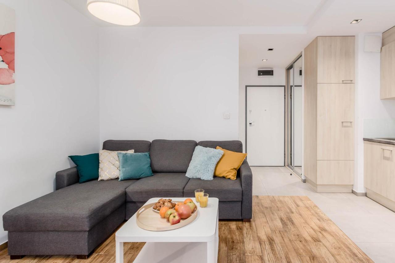 Chill Apartments Wola Center Варшава Екстериор снимка
