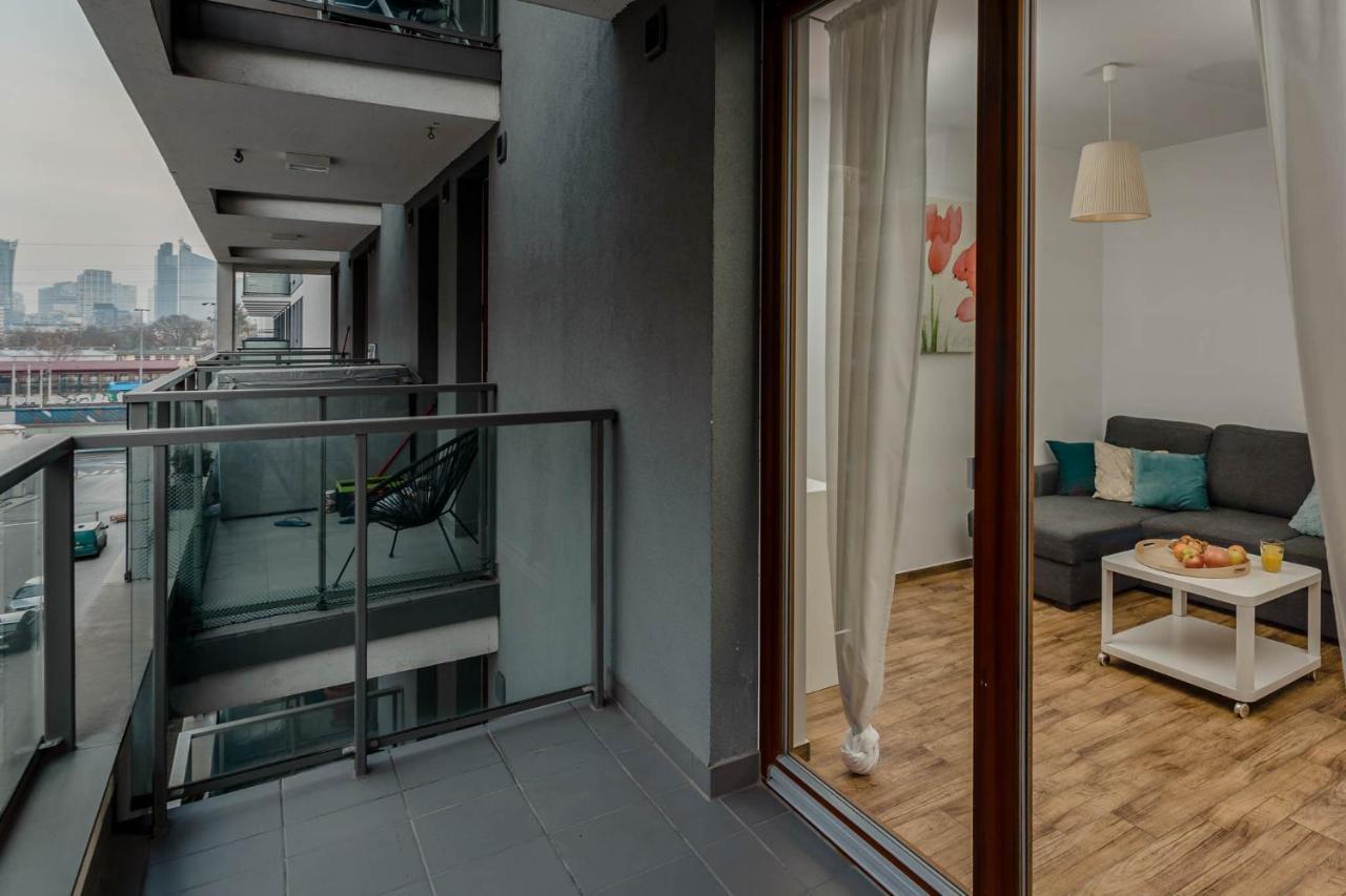 Chill Apartments Wola Center Варшава Екстериор снимка