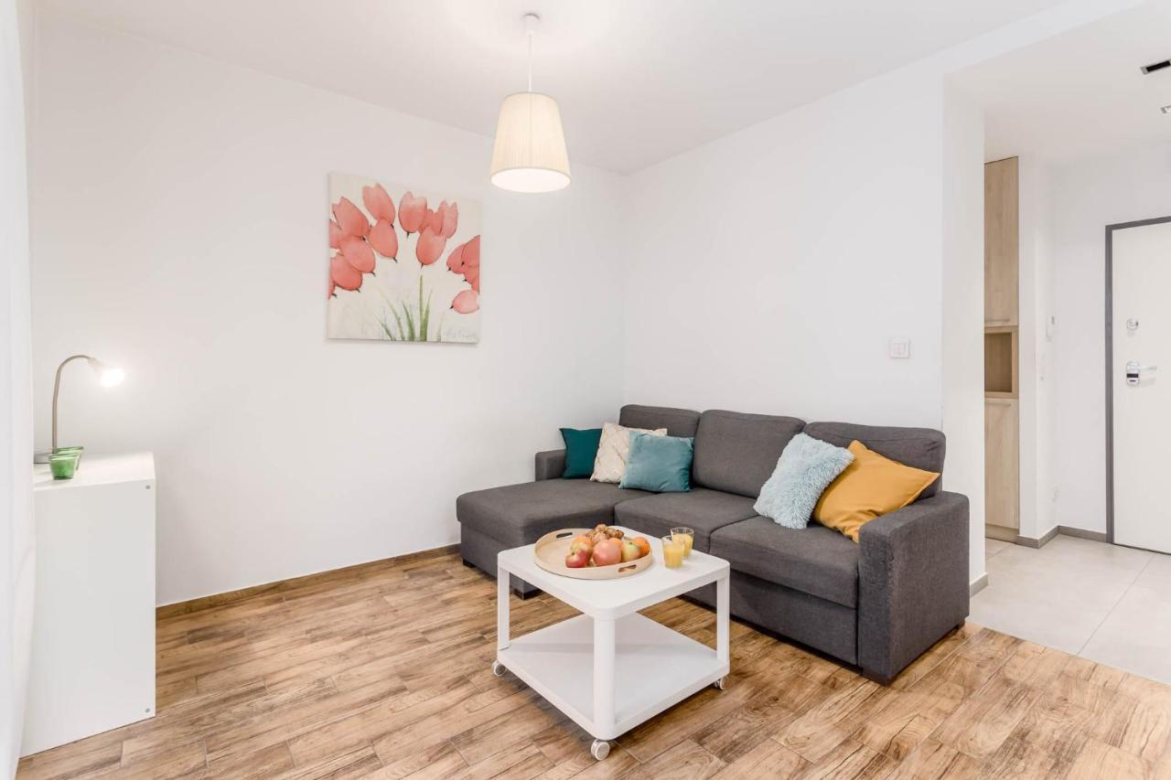 Chill Apartments Wola Center Варшава Екстериор снимка