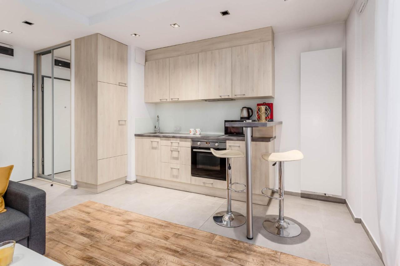 Chill Apartments Wola Center Варшава Екстериор снимка