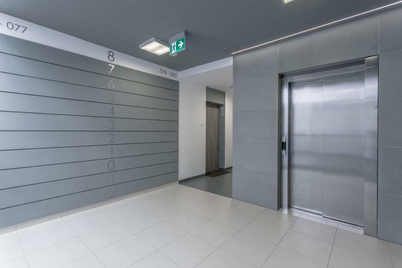 Chill Apartments Wola Center Варшава Екстериор снимка