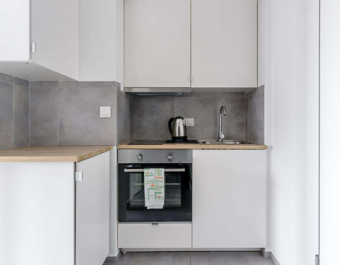 Chill Apartments Wola Center Варшава Екстериор снимка