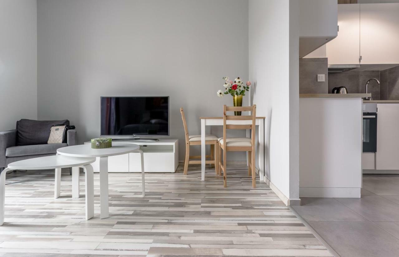 Chill Apartments Wola Center Варшава Екстериор снимка